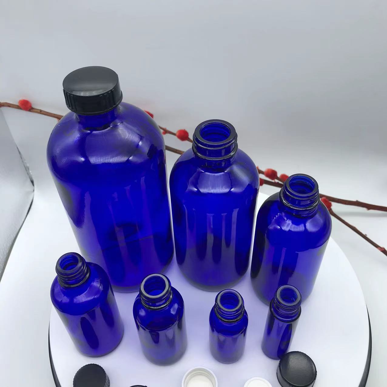 botellas de vidrio azul