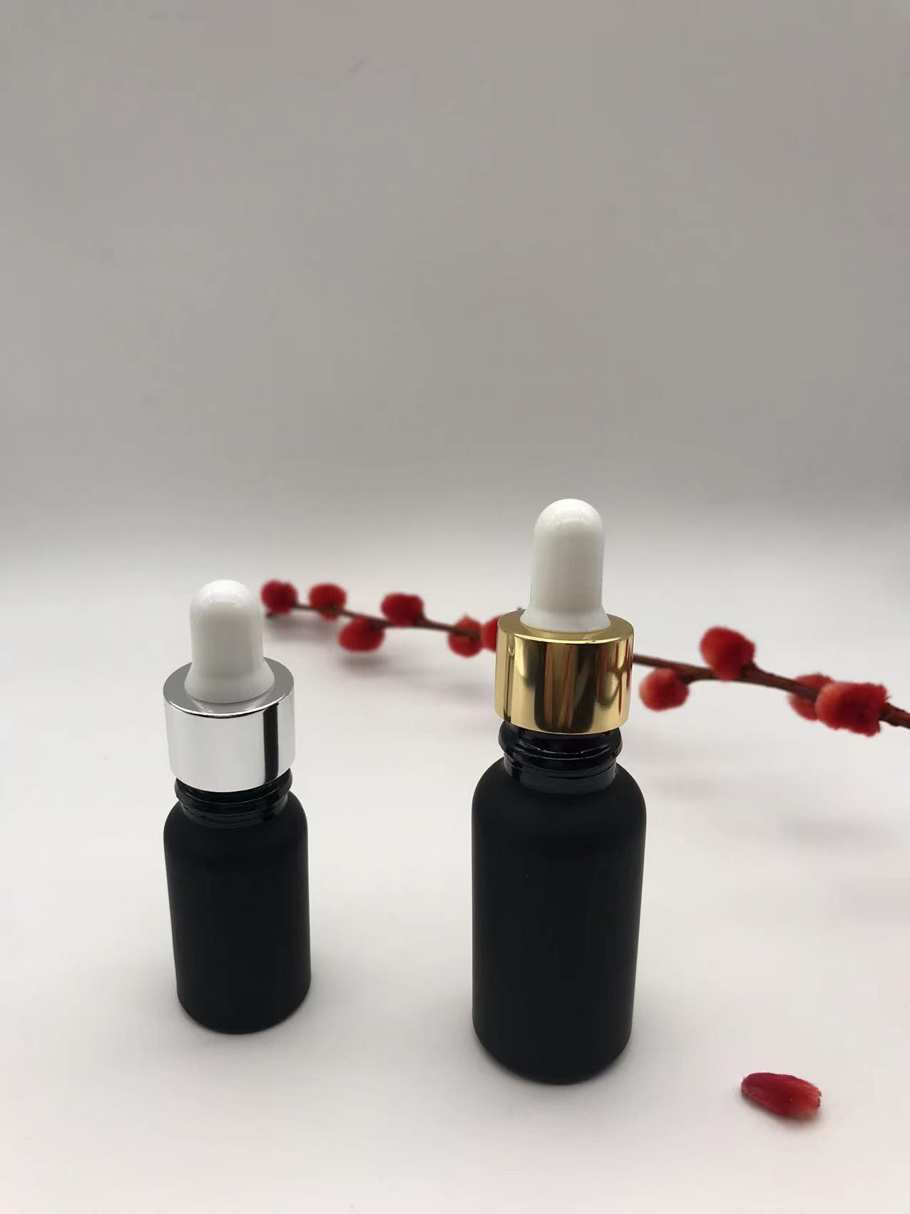 5ml  black dropper glass bottle and caps